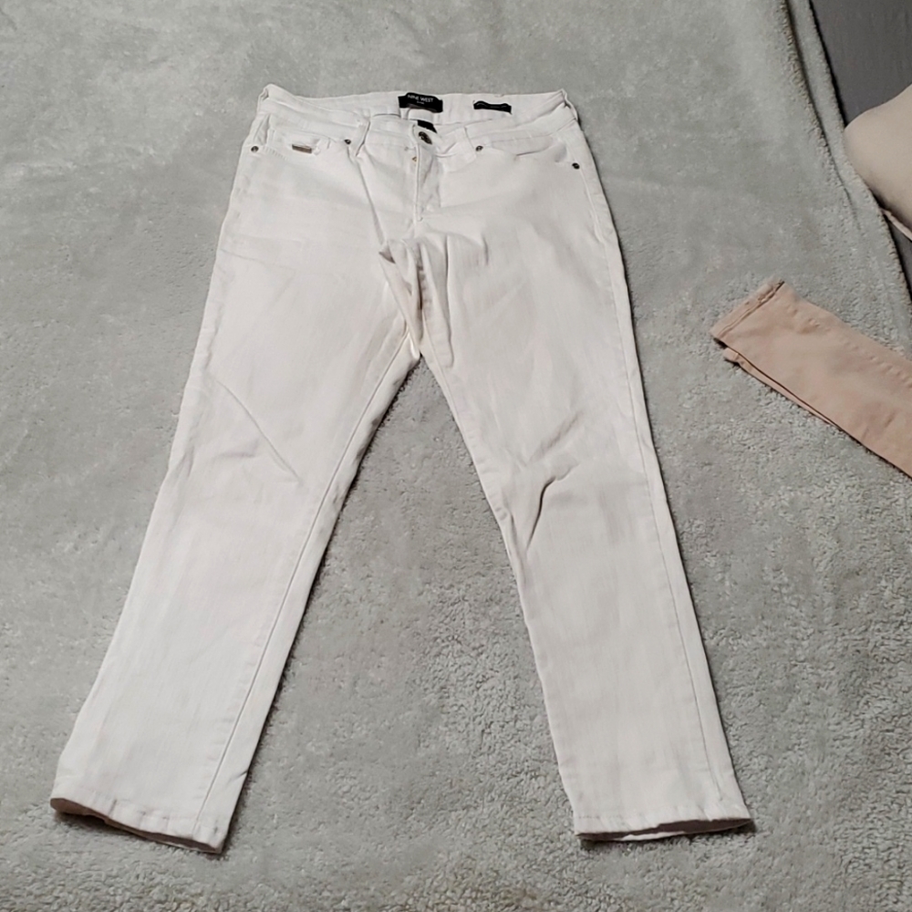 Jeans - Picture 2 of 7